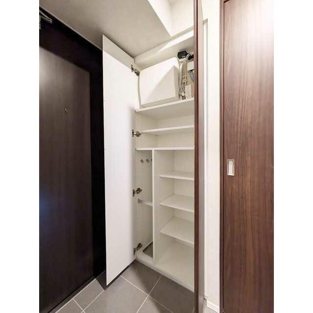 シューズボックス