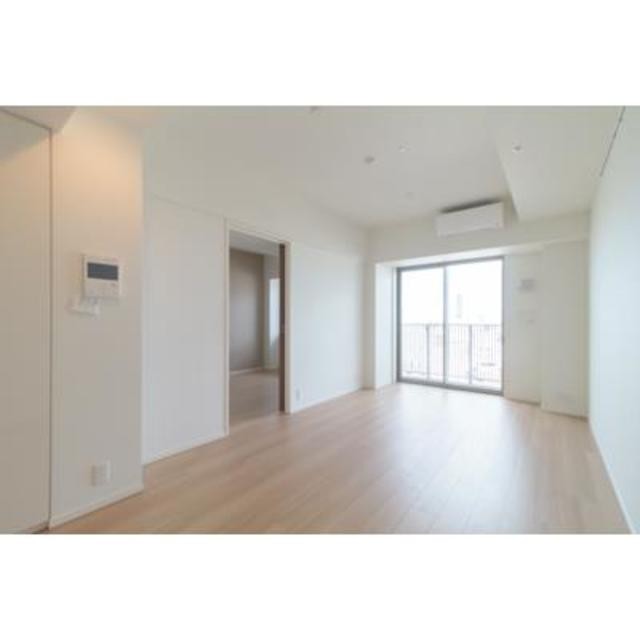 ※写真は同タイプ住戸です。(居間)