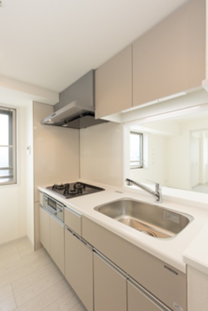 ※写真は同タイプ住戸です。(キッチン)