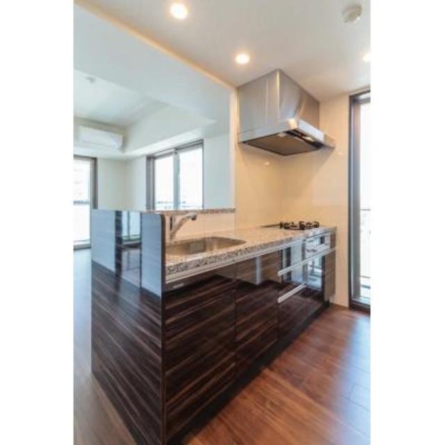 ※写真は同タイプ住戸です。(キッチン)