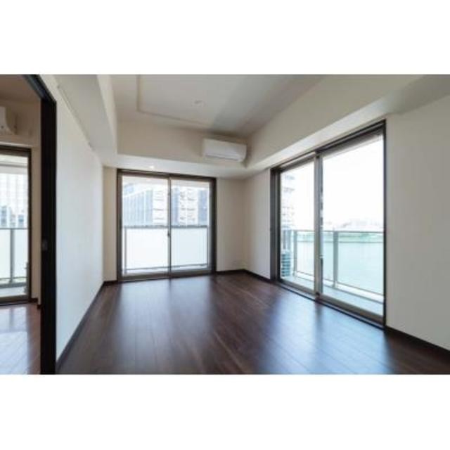 ※写真は同タイプ住戸です。(居間)