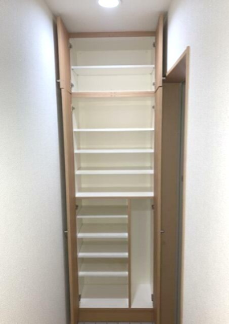 参考写真（別部屋）(玄関)