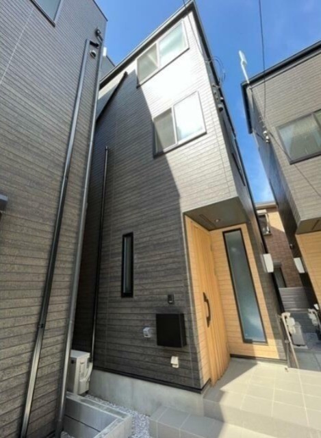 横浜市港北区綱島西４丁目 【賃貸居住】一戸建