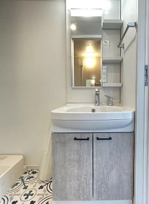 ※同仕様※同仕様写真含む写真含む(内装)