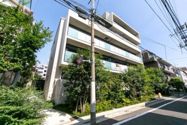 新宿区余丁町１０丁目 【賃貸居住】マンション
