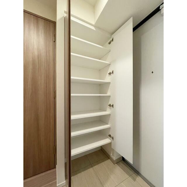 シューズボックス