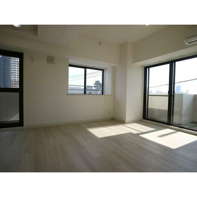 三軒茶屋駅前郵便局（三軒茶屋）（1088m）(周辺)