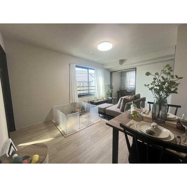 ※家具・家電の備え付けはありません(居間)