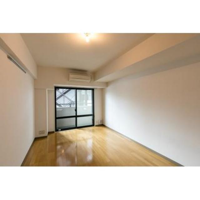 ※写真は同タイプ住戸です。(居間)