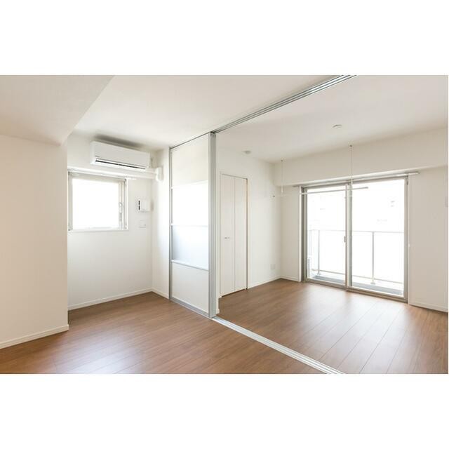 ※同仕様写真含む(居間)