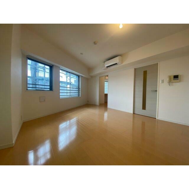 ※同仕様写真含む(居間)