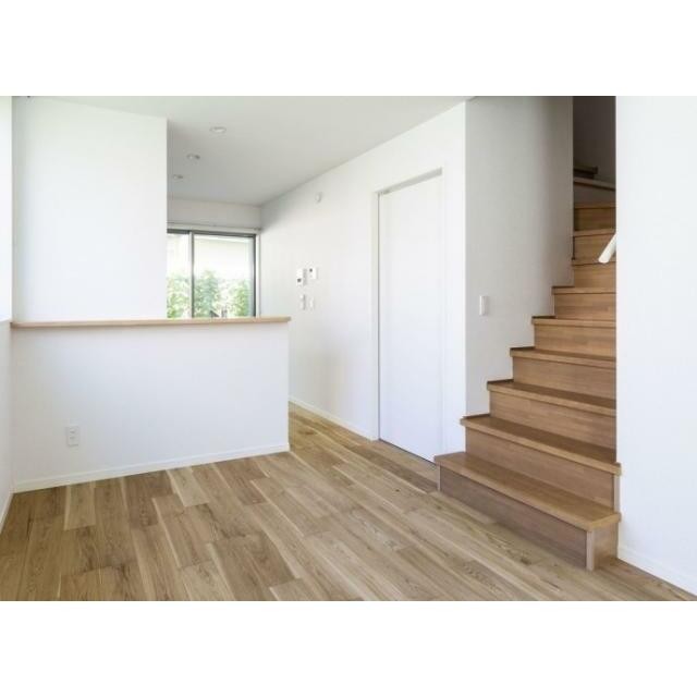 ※同仕様写真含む(居間)