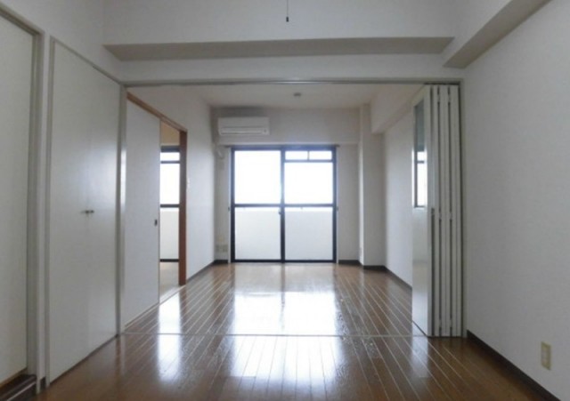 ※同仕様写真含む(居間)