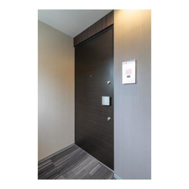 ※写真は同タイプ住戸です。(玄関)