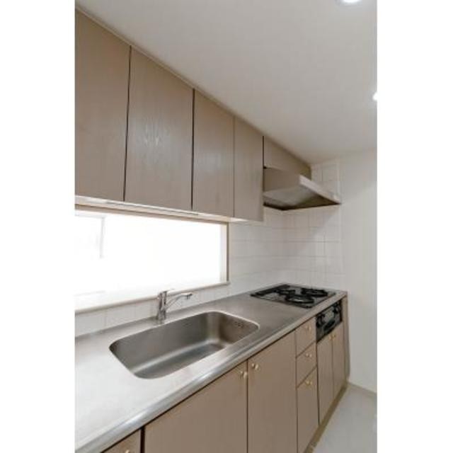 ※写真は同タイプ住戸です。(キッチン)