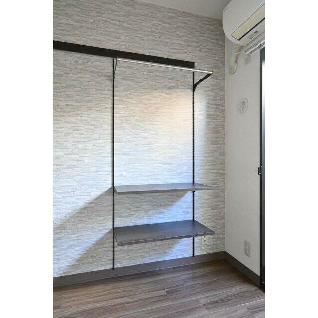 ハンガーパイプ・可動棚