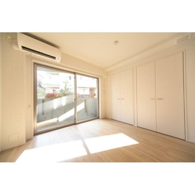 ※写真は同タイプ住戸です。(居間)