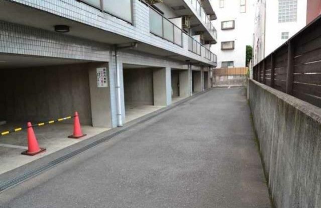 物置付き駐車場(その他建物画像)