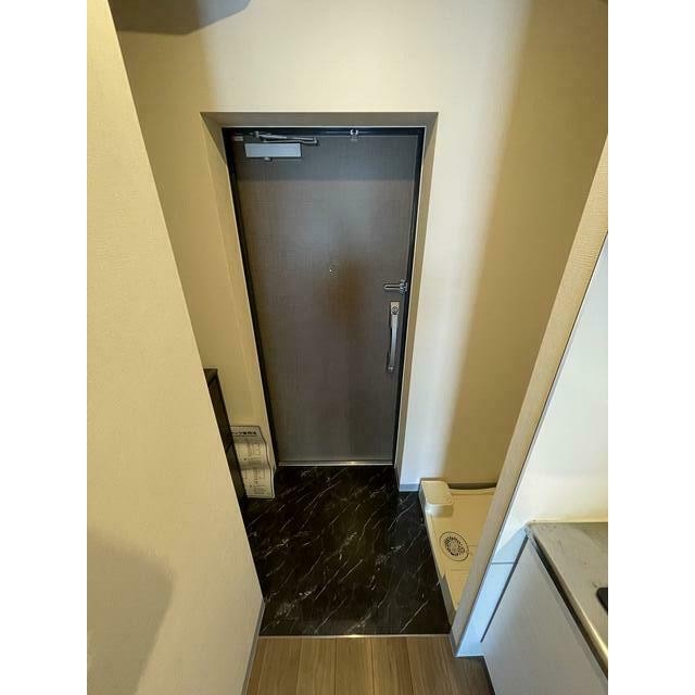 ※同仕様写真含む(玄関)