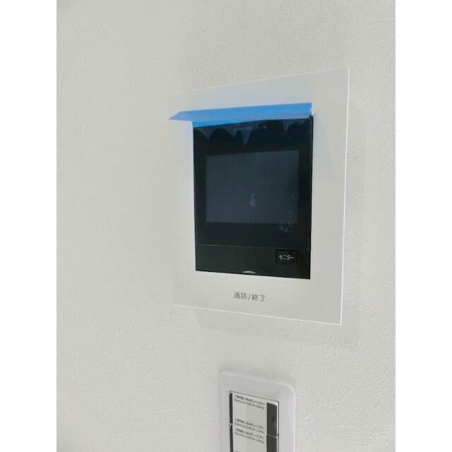 安心のカラーモニター付インターホンです！