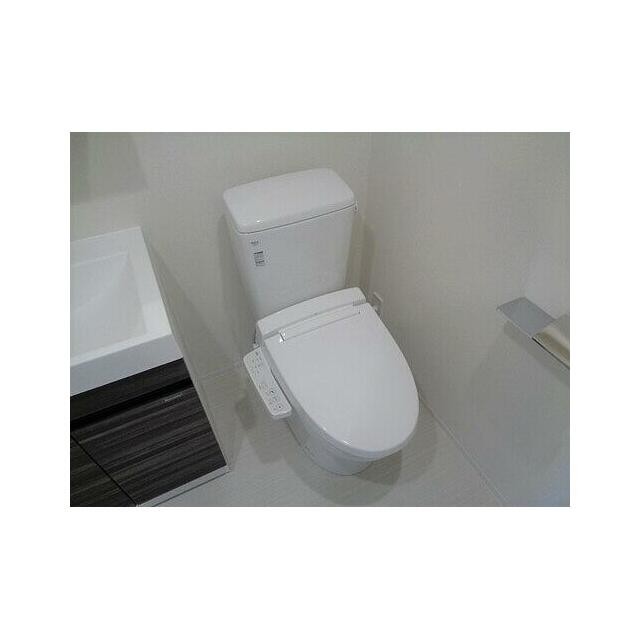 トイレ ※2019年7月撮影(内装)