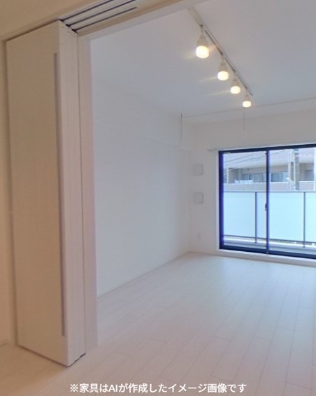 ※同仕様写真含む(居間)