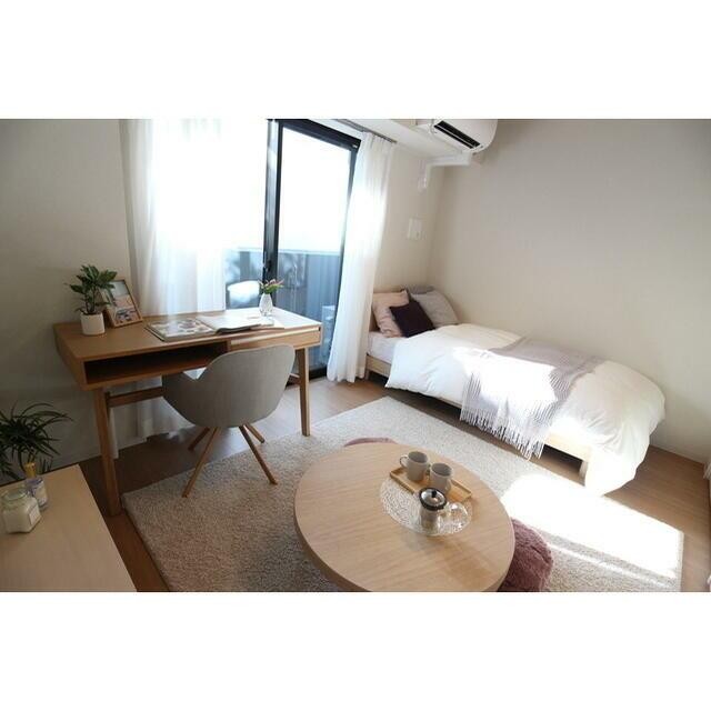 ※写真は別部屋モデルルーム。現況優先。(居間)