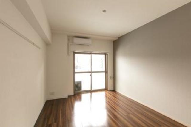 ※写真は同タイプ住戸です。(居間)