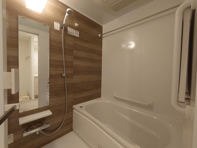 ※写真は同タイプ住戸です。(風呂)