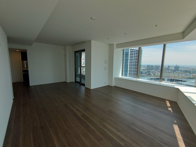 ※写真は同タイプ住戸です。(居間)