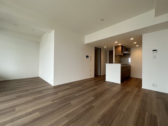 ※写真は同タイプ住戸です。(居間)