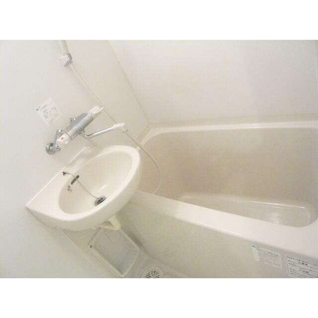 ※同タイプ別室(風呂)