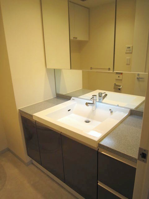 ※同仕様写真含む(内装)