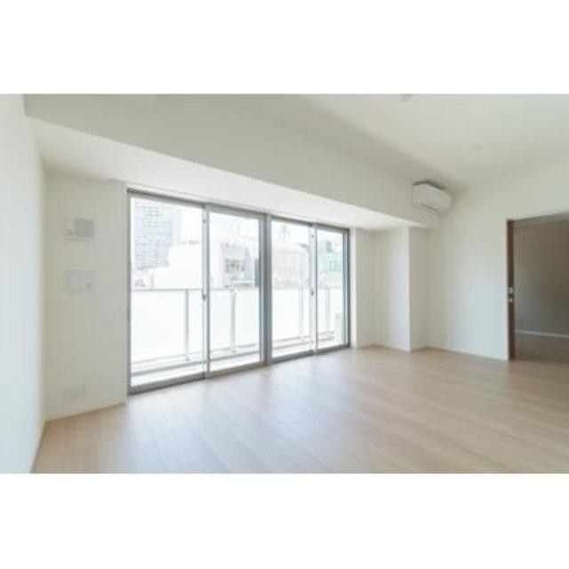 ※写真は同タイプ住戸です。(居間)