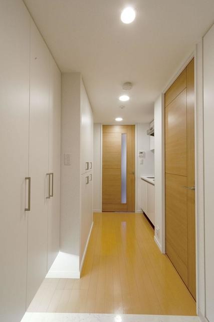 ※写真は同タイプ住戸です。(玄関)