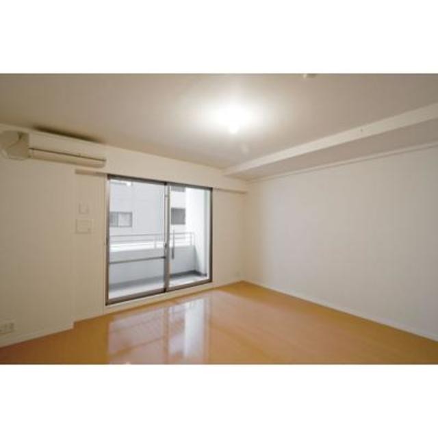 ※写真は同タイプ住戸です。(居間)