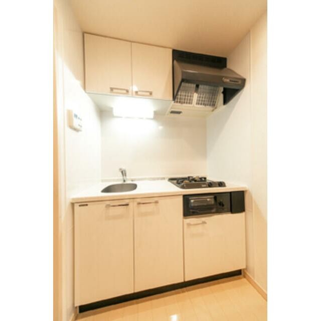 ※写真は同タイプ住戸です。(キッチン)