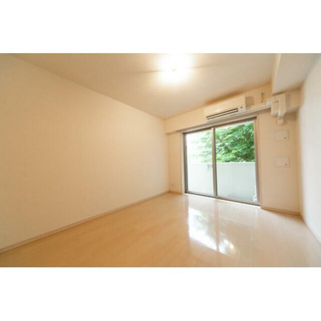 ※写真は同タイプ住戸です。(居間)