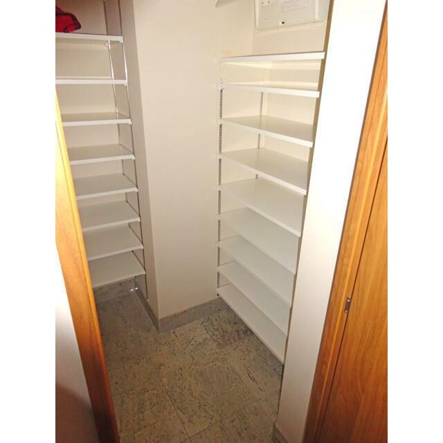 シューズインクローゼット(内装)