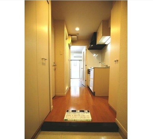 ※同仕様写真含む(玄関)