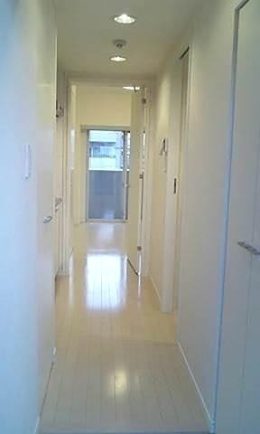 ※同仕様写真含む(玄関)