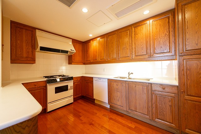 ※写真は同タイプ住戸です。(キッチン)