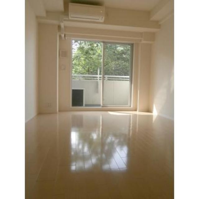 ※写真は同タイプ住戸です。(居間)