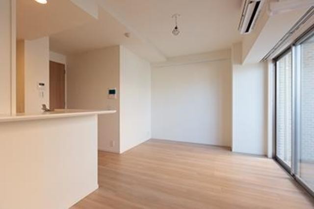 ※写真は同タイプ住戸です。(居間)