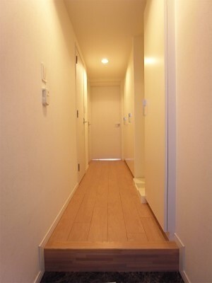 (玄関)