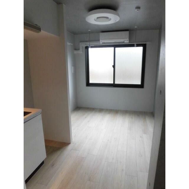 参考写真(居間)