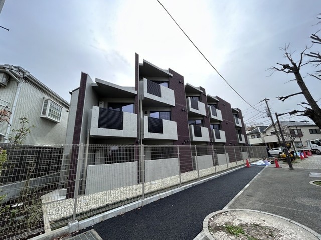 世田谷区世田谷３丁目 【賃貸居住】マンション