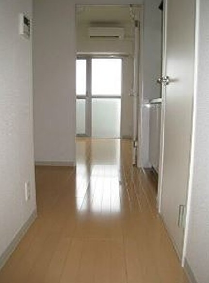 他号室参考写真。(玄関)