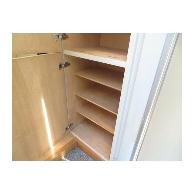 下駄箱あり(内装)
