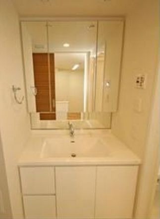 ※同仕様写真含む(内装)